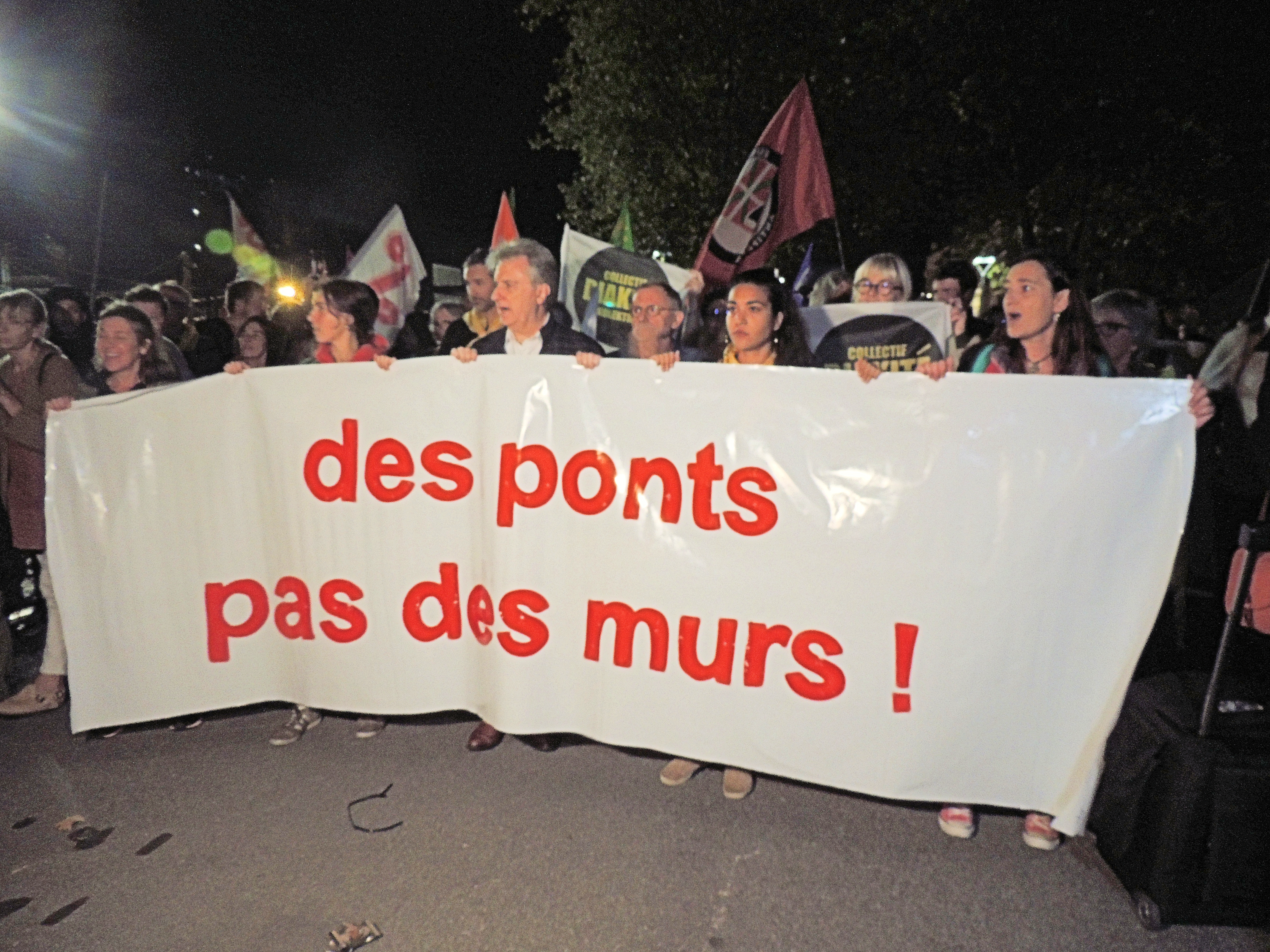 Des ponts pas des murs 1 novembre 2022 Hendaye